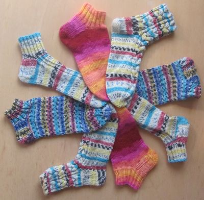 Handgestrickte Socken Handgestrickte Socken